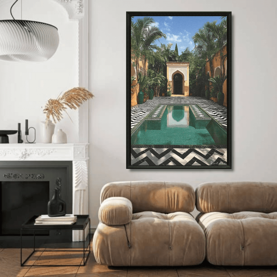 Tableau riad tropical bassin zellij noir blanc Marrakech