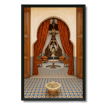 Tableau rideaux rouges zellige salon marocain raffiné